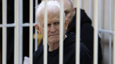 Алесь Беляцкий - Суд над Алесем Беляцким - ru.euronews.com - Белоруссия - Минск