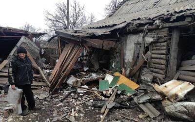 Не залишили жодного цілого будинку: Гайдай про Новоселівське, за яке тривають бої - rbc.ua - Україна - Росія - місто Луганськ