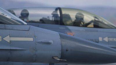 Politico: Украинские пилоты на следующей неделе начнут обучение на F-16 на базе ВВС США - pravda.com.ua - США - Техас - шт. Аризона