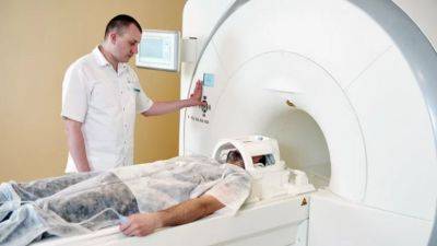 Анастасий Раков - В Москве нейросеть научили находить новообразования на МРТ головного мозга - obzor.lt - Москва - Россия