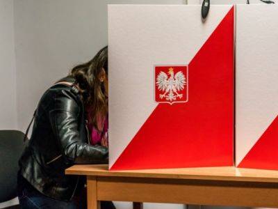 Дональд Туск - В Польше стартовали парламентские выборы. Одновременно с ними состоится и референдум - unn.com.ua - Украина - Киев - Польша