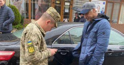 Всем явиться в военкомат: как действовать украинцам с правом на отсрочку от мобилизации (видео) - focus.ua - Россия - Украина