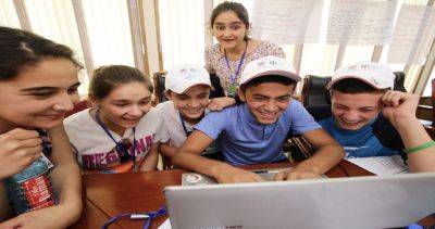 В Таджикистане 20 тыс. молодых людей получат сертификаты о профобразовании - dialog.tj - Таджикистан