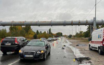 В Киеве водитель насмерть сбил водителя электросамоката - korrespondent.net - Украина - Киев - Кривой Рог - Николаевская обл. - район Деснянский, Киев