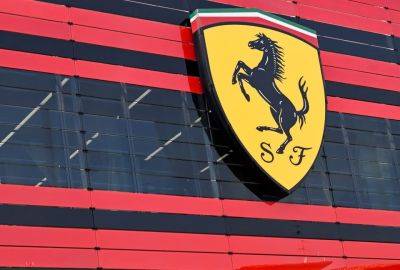 Ferrari начала продавать суперкары за криптовалюту в США - itc.ua - США - Украина - Мариуполь - Reuters