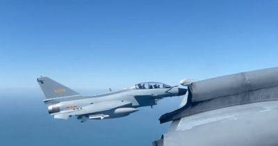 "Агрессивный маневр": китайский истребитель J-10 опасно перехватил самолет Канады (видео) - focus.ua - Китай - Украина - КНДР - Канада