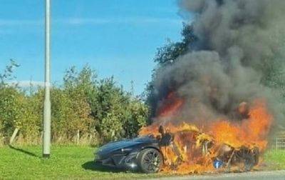 Суперкар за $230 000 сгорел во время тест-драйва - korrespondent.net - Украина - Англия
