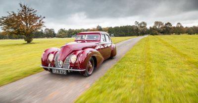 Редкая капсула времени: эксклюзивный Bentley выехал на дороги впервые за 84 года (фото) - focus.ua - США - Украина - Англия