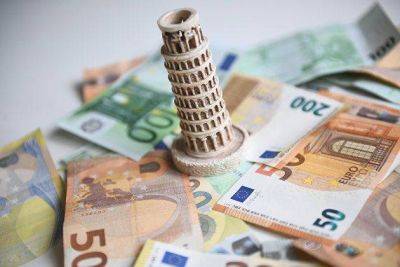 Евро на короткое время опускался ниже 102 рублей впервые с 28 сентября - smartmoney.one - Москва