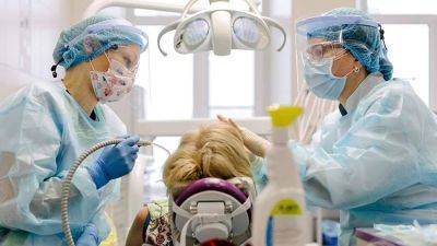 В Стоматологической ассоциации России объяснили рост цен на услуги стоматологов - smartmoney.one - Россия