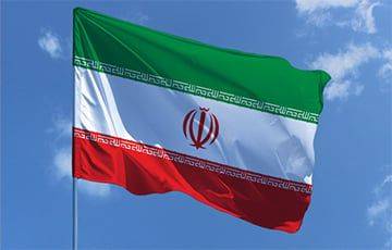 СМИ: В Тегеране в Корпусе стражей исламской революции прогремели взрывы - charter97.org - Белоруссия - Иран - Тегеран