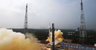 Индия впервые отправляет своих астронавтов в космос: как завершился испытательный полет (видео) - focus.ua - Украина - Индия