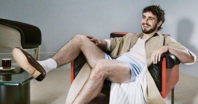 27-летний ирландский актер Пол Мескаль становится модным бойфрендом итальянского бренда Gucci - focus.ua - Украина