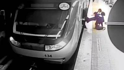 У потерявшей сознание в метро 16-летней иранки диагностировали смерть мозга - ru.euronews.com - Иран