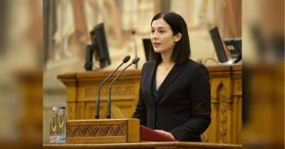 «Это жизненно важно — быть с Украиной»: венгерский евродепутат призвала ускорить и увеличить помощь - fakty.ua - Украина - Израиль - Венгрия - Палестина - Ес