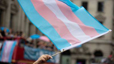 Активисты помогли 395 транслюдям сменить гендерный маркер - svoboda.org - Россия - Берлин