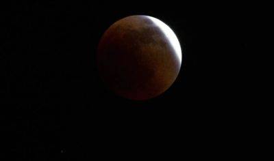 Лунное затмение 28 октября - в какое время и где смотреть онлайн трансляцию - apostrophe.ua - Украина - Англия - Австралия
