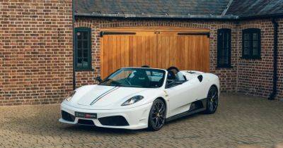 На аукцион выставили редкий лимитированный суперкар Ferrari известного певца (фото) - focus.ua - Украина - Англия
