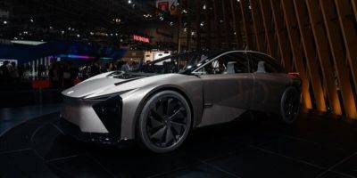 Lexus - Вільям Бернс - 1000 км на одной зарядке. Lexus показал концепт нового электрокара с футуристическим дизайном - nv.ua - Украина - Япония