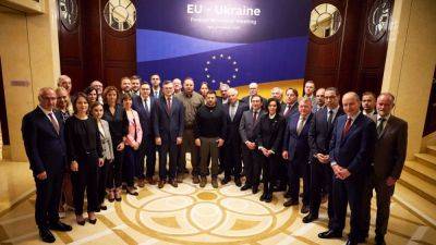Politico: до декабря может быть объявлено о переговорах ЕС с Украиной - svoboda.org - Украина - Молдавия - Турция - Сербия - Македония - Черногория - Ляйен - Албания - Босния и Герцеговина - Ес