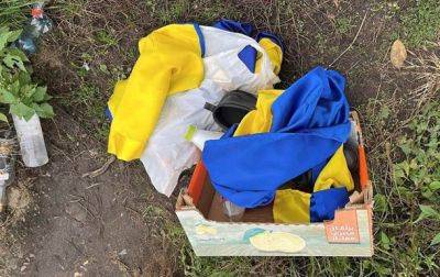 На Волыни похищенные из мемориала флаги нашлись у пенсионера - korrespondent.net - Россия - Украина - Киев
