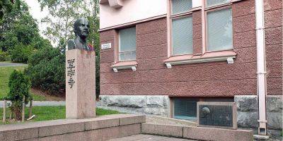 Владимир Ленин - Вільям Бернс - Суд в Финляндии отклонил решение о демонтаже памятника Ленину - nv.ua - Россия - Украина - Финляндия