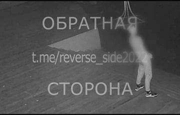 В Климовичах пьяный дембель упал в парке, а потом очень своеобразно «отомстил» скамейкам - charter97.org - Белоруссия