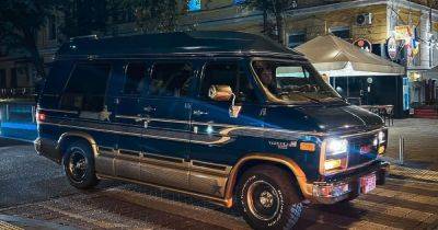 Король перевозок: в Украине заметили роскошный микроавтобус от General Motors (фото) - focus.ua - США - Украина - Киев
