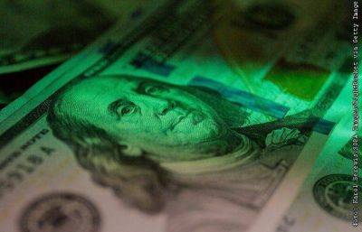 Владимир Путин - Доллар США в четверг закрыл торги выше 100 рублей впервые в этом году - smartmoney.one - Москва - Россия - США - Сочи