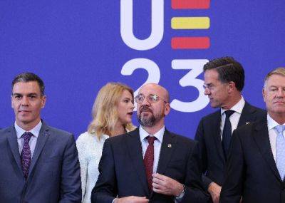 Guardian: саммит ЕС завершается с незначительным прогрессом в части о расширении, отчет по Украине ожидается 8 ноября - unn.com.ua - Украина - Киев - Молдавия - Венгрия - Польша - Ес