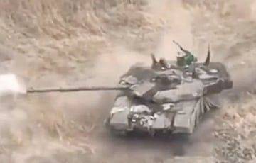 Денис Казанский - Андрей Руденко - Российские пропагандисты выдали горящий T-90 за израильский Merkava - charter97.org - Россия - Украина - Израиль - Белоруссия