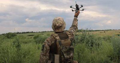 "Бежали со всех ног": ВСУ с помощью FPV-дрона ударили по оккупантам (видео) - focus.ua - Россия - Украина - Запорожская обл.