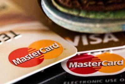 АМКУ разрешил Mastercard и Visa уменьшить межбанковскую комиссию к концу войны - minfin.com.ua - Украина