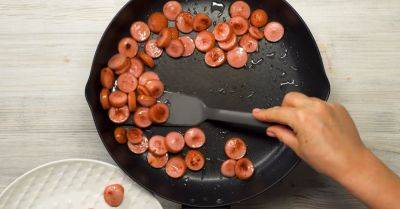 Вы не пожалеете, если это приготовите: рецепт закусочной колбасы, которая тушится в яблочном соке - hyser.com.ua - Украина