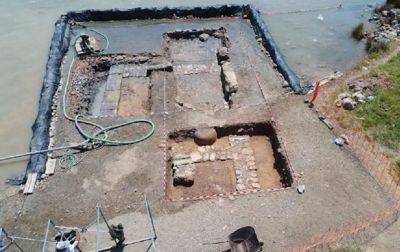 В Греции археологи обнаружили затонувший древний город - korrespondent.net - Украина - Испания - Греция - Персия