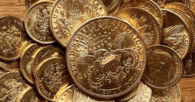 Мечта каждого: в Польше нашли клад золотых монет времен Второй мировой войны (фото) - focus.ua - США - Украина - Польша - Находка