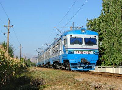 Два рейса электричек до Ходжикента из четырех возобновили работу - podrobno.uz - Узбекистан - Ташкент