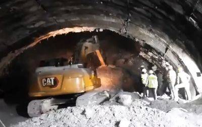 В Индии обрушился тоннель: в западне оказались 40 рабочих - korrespondent.net - Украина - Мексика - Индия - India - Нигерия - штат Уттаракханд