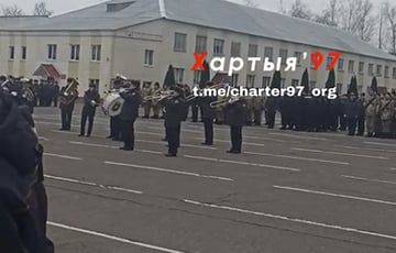 Лукашенковская милиция принимала присягу под песню российского рэпера - charter97.org - Белоруссия