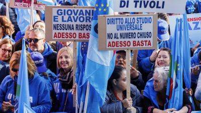 Крупнейшие профсоюзы Италии выступают против проекта госбюджета - ru.euronews.com - Италия