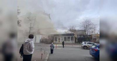 Пожар в Киеве: на Подоле горит здание (видео) - fakty.ua - Украина - Киев