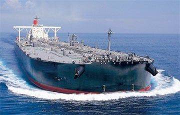 Джо Байден - Еврокомиссия предложила запретить продавать России танкеры - charter97.org - Россия - США - Белоруссия - Турция - Казань - Эмираты - Reuters - Ес