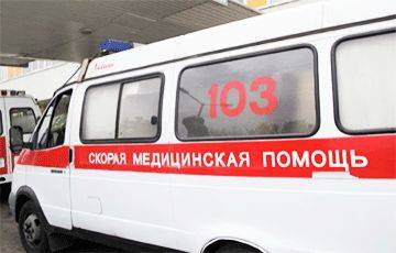 Минчанин сломал ногу незнакомцу, который мешал ему пройти - charter97.org - Белоруссия - Минск