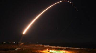 США во время пробного запуска уничтожили баллистическую ракету над Тихим океаном - ru.slovoidilo.ua - США - Украина - шт. Калифорния - штат Монтана - штат Вайоминг - штат Северная Дакота - Ракеты