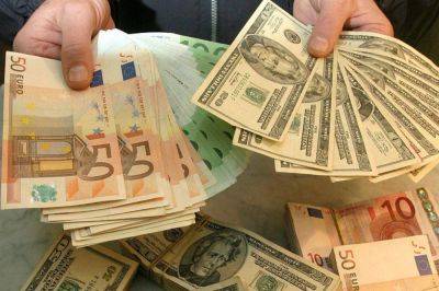 Юань убил евро: китайская валюта крепко поджимает доллар - это впервые - ukrainianwall.com - Китай - Украина - Гонконг - Гонконг