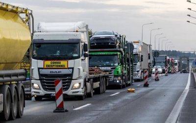 Словацкие перевозчики заблокировали движение грузовиков в направлении Украины - korrespondent.net - Украина - Польша - Словакия - Ужгород