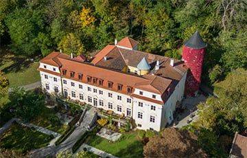 В Австрии на аукцион выставлен 900-летний замок, в котором Моцарт написал «Реквием» - charter97.org - Австрия - Белоруссия
