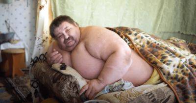 280 килограммов: в РФ умер один из самых толстых мужчин в мире (фото) - focus.ua - Россия - Украина