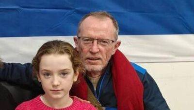 "Отцу сказали, что Эмили мертва": 9-летняя заложница вернулась домой - vesty.co.il - Англия - Израиль - Ирландия