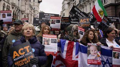 Марши за мир и против антисемитизма прошли в Европе - ru.euronews.com - Англия - Израиль - Лондон - Испания - Палестина - Мадрид